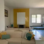 Villa Mantea *