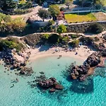 Mantea Villa