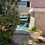Villa Mantea