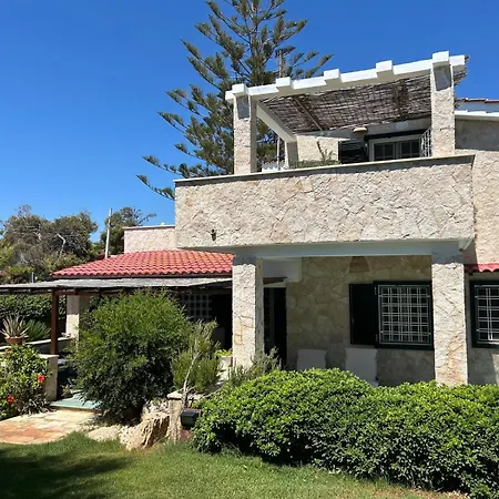 Mantea Villa *