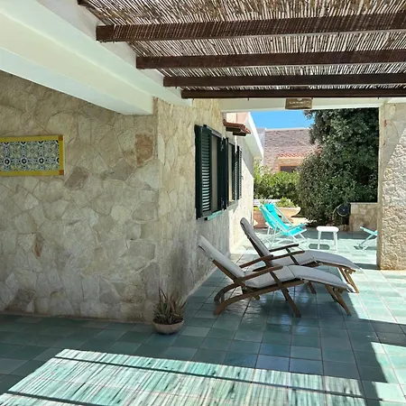 Villa Mantea *
