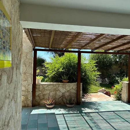 Mantea Villa