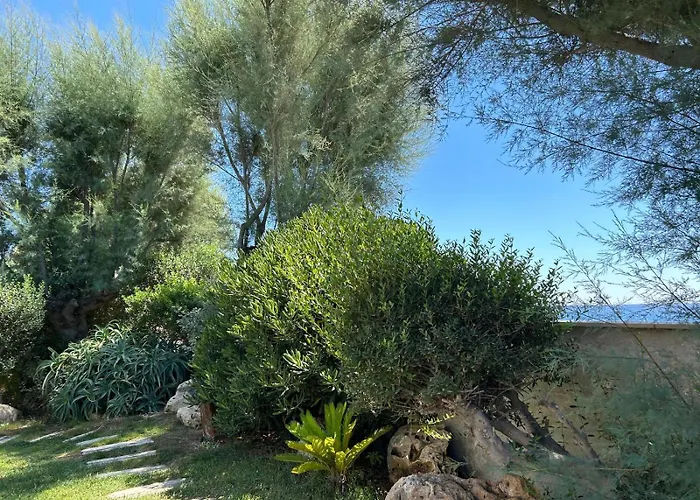 Villa Mantea *